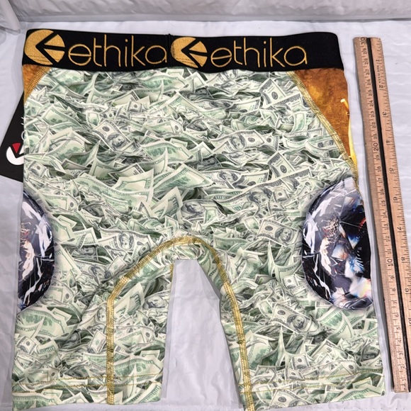 Ethika boys briefs. Money vault pictute. - Picture 5 of 5